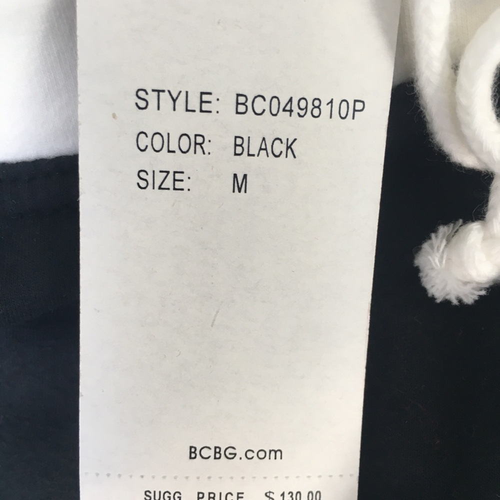 M 🖤BCBGMaxAzria🖤2pc - Picture 6 of 8